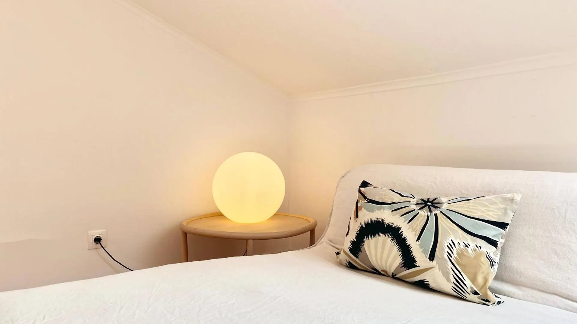 ליסבון Alarco - Alfama River Loft - 55753 Al פורטוגל